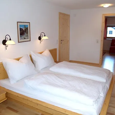 Haus Trisanna Apartment Galtuer