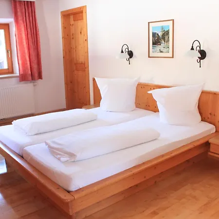 Apartment Haus Trisanna
